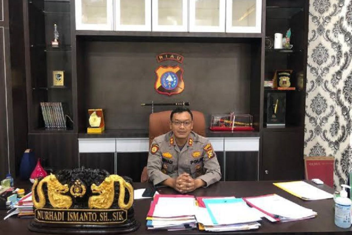 Kapolres Dumai ajak warga pasang Bendera Merah Putih