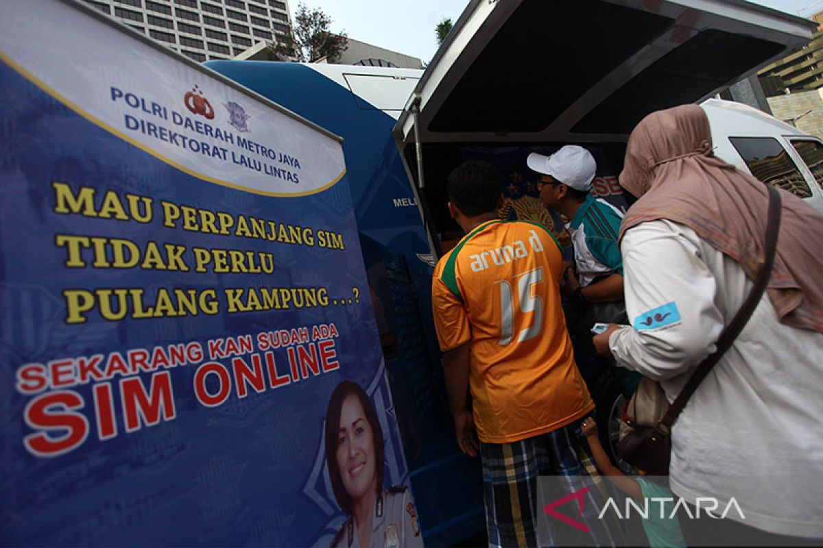 Polda Metro sediakan dua lokasi layanan SIM keliling pada Minggu