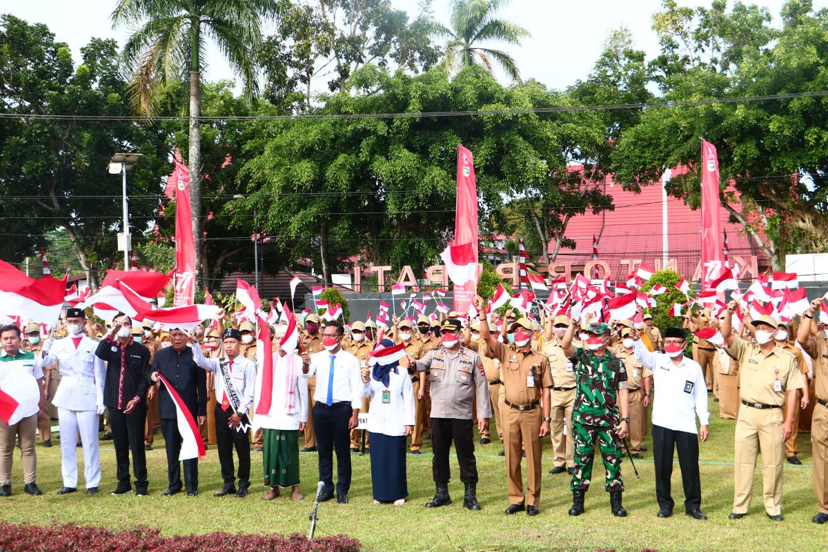 Pemkab Tala dukung gerakan 10 juta bendera merah putih