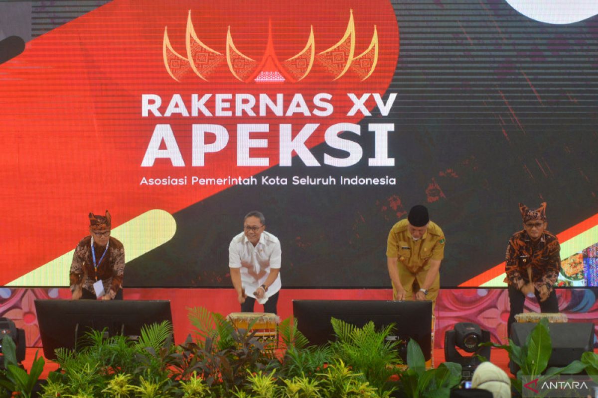 Perputaran uang selama Rakernas Apeksi di Padang capai Rp20 miliar