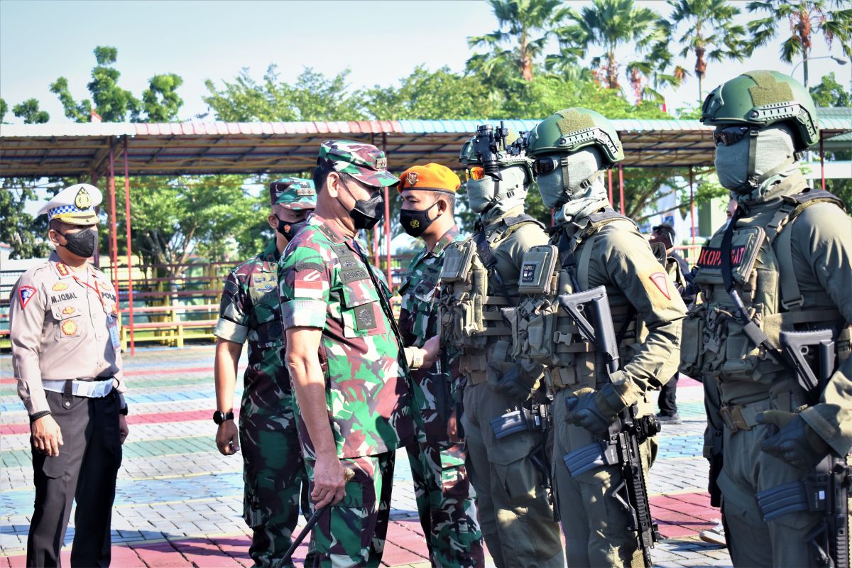 Prajurit Baret Jingga ikut Apel Gelar Pasukan Pengamanan kunjungan Presiden