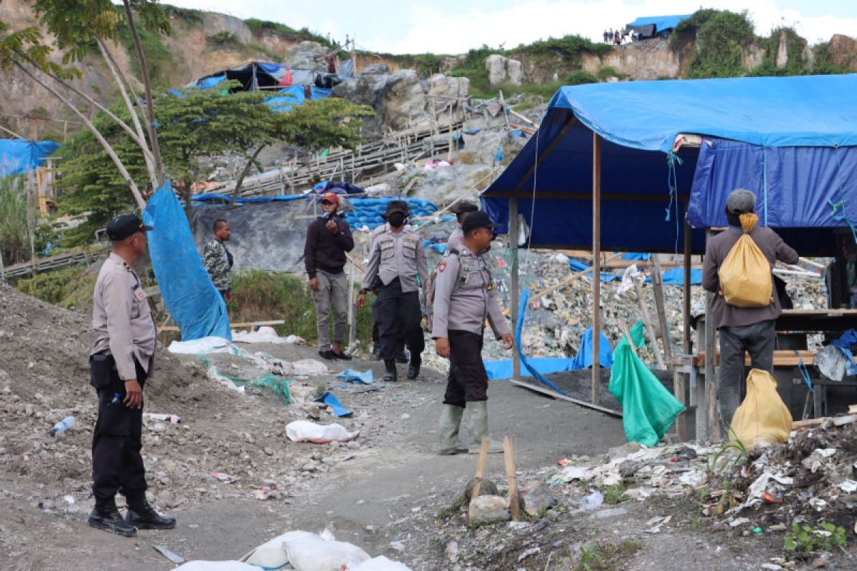 Polda Maluku bantah tudingan Polres Buru dukung PETI di Gunung Botak