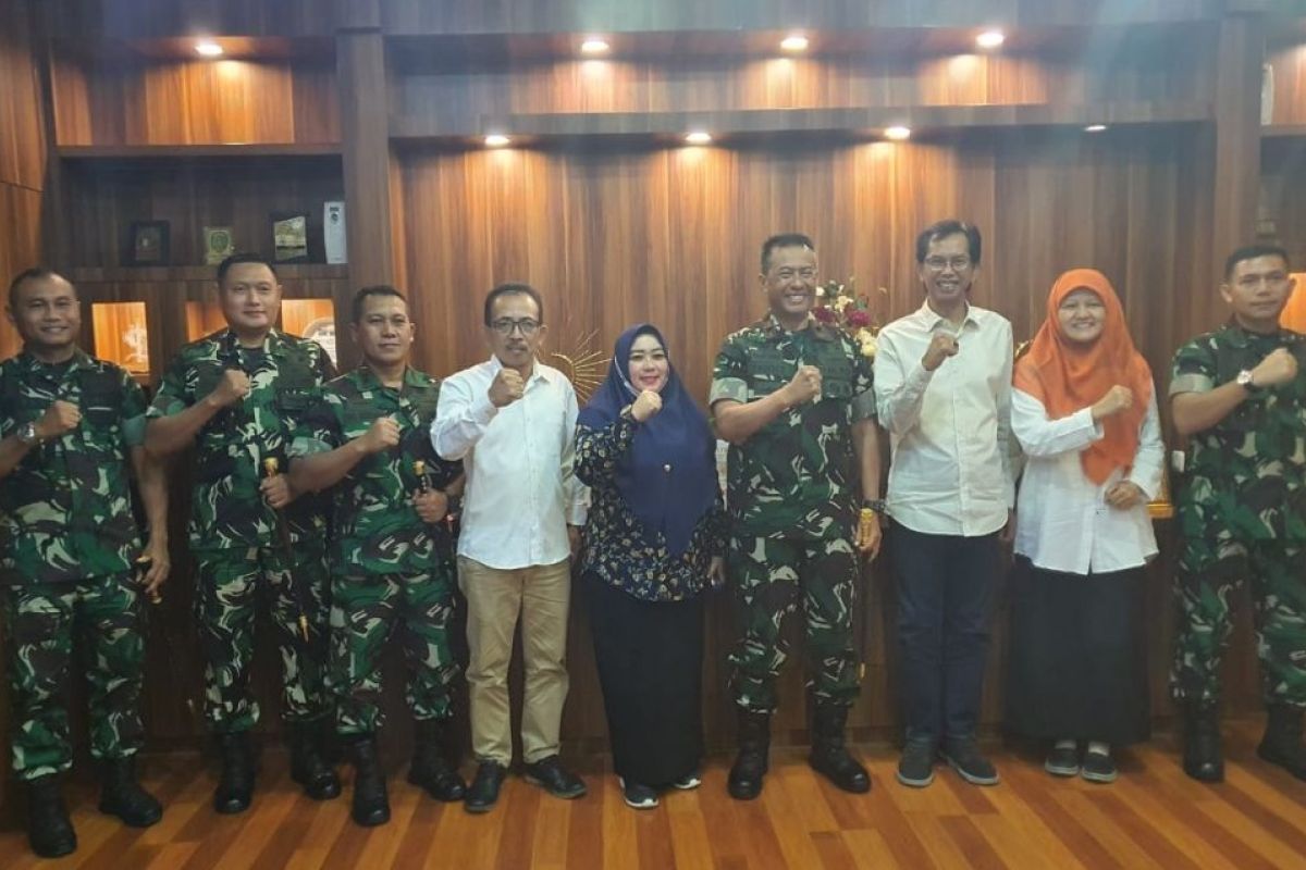 Pimpinan DPRD Surabaya terima kunjungan pejabat baru Danrem Bhaskara Jaya