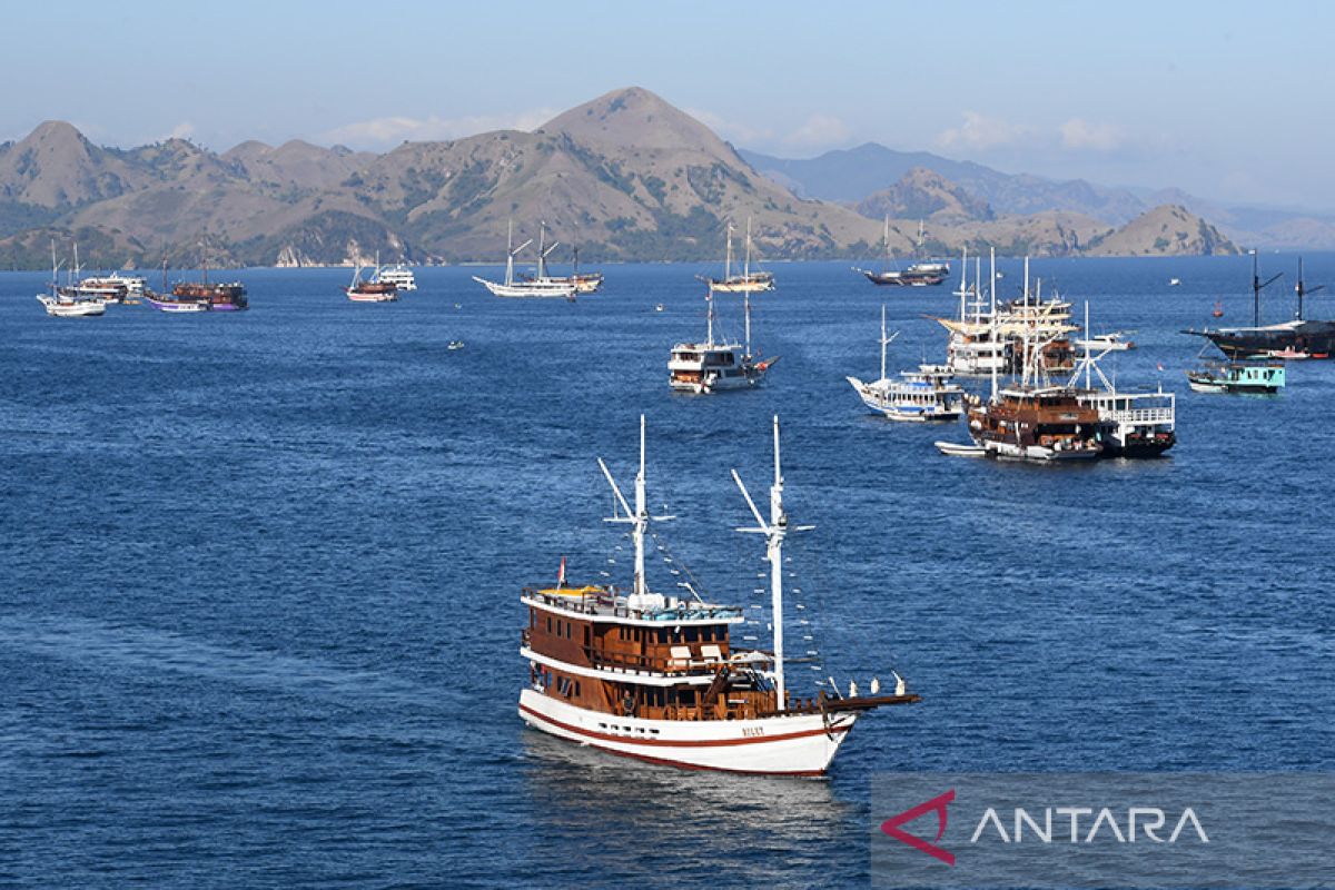 Mengenalkan Labuan Bajo ke negeri jiran