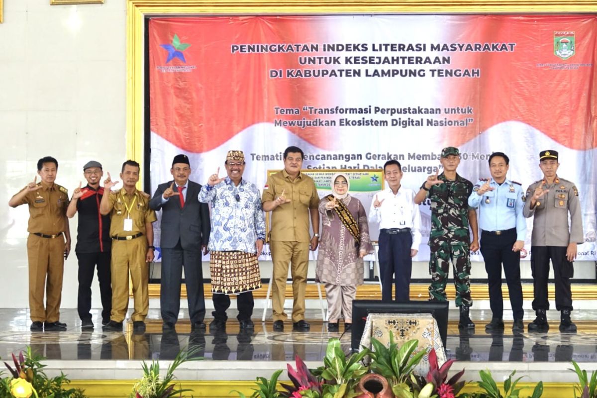 Bupati Lampung Tengah canangkan program membaca 30 menit setiap hari