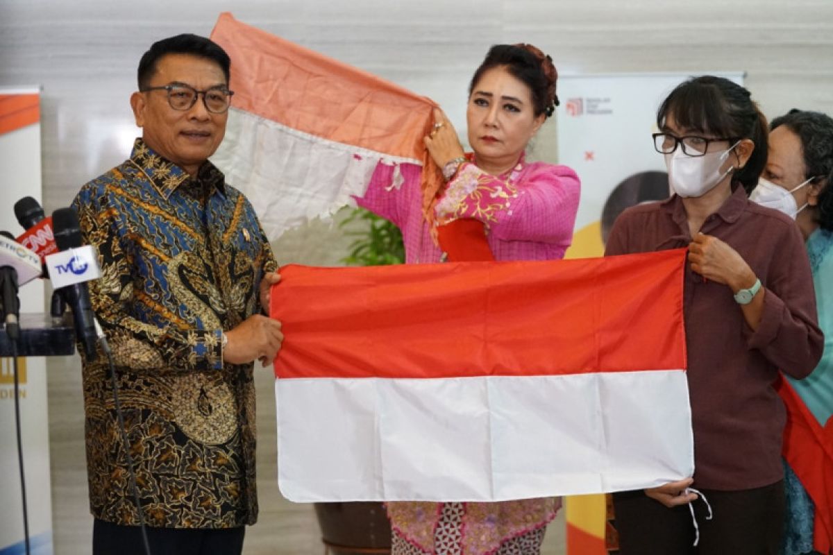 Moeldoko dukung gerakan tukar bendera lusuh Sedulur Bunda Milenial