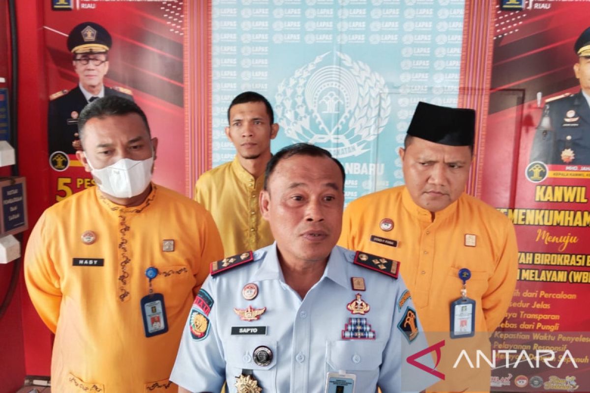 2 kg ganja dilempar melewatii tembok Lapas IIA Pekanbaru