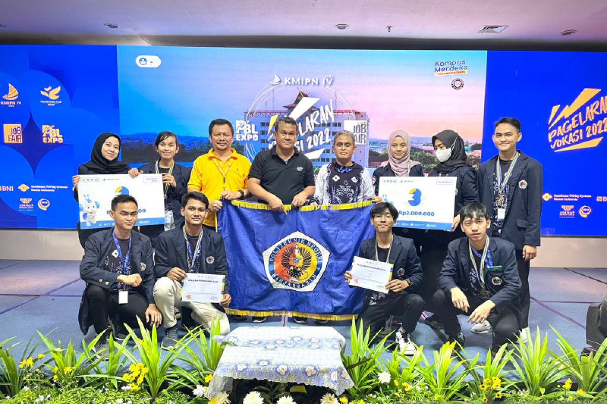 Dua mahasiswa Poliban raih juara 3 bidang informatika di ajang KMIPN 2022