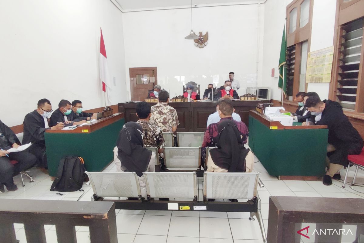 KPK hadirkan enam saksi PNS di sidang dugaan suap auditor BPK