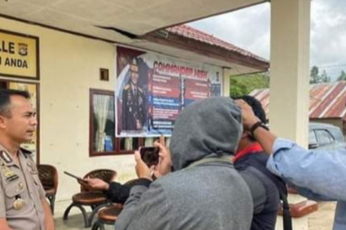 Keluarga korban desak polisi ungkap dugaan pembunuhan suami-istri di Mamasa