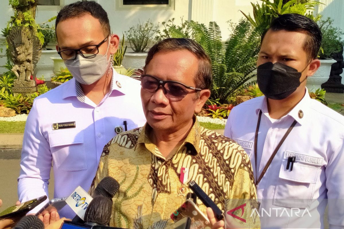 Polisi tembak polisi, Menko Mahfud sebut skenario Brigadir J sudah terbalik berkat dukungan dan pengawalan media-LSM