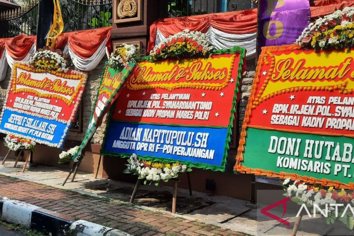 Gantikan Ferdy Sambo, Kapolri Listyo Sigit lantik Irjen Syahar Diantono menjadi Kadiv Propam