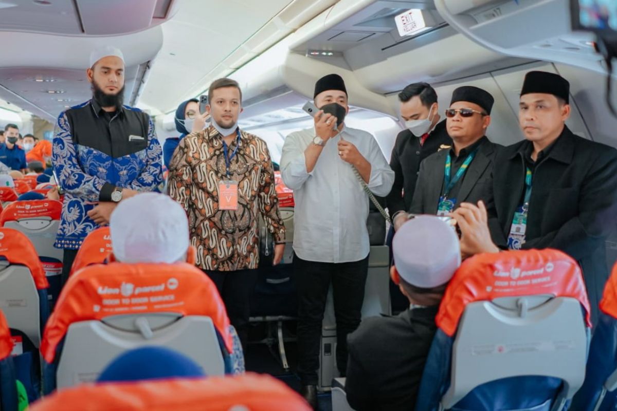 Bandara Kualanamu terbangkan 413 orang untuk umrah ke Madinah