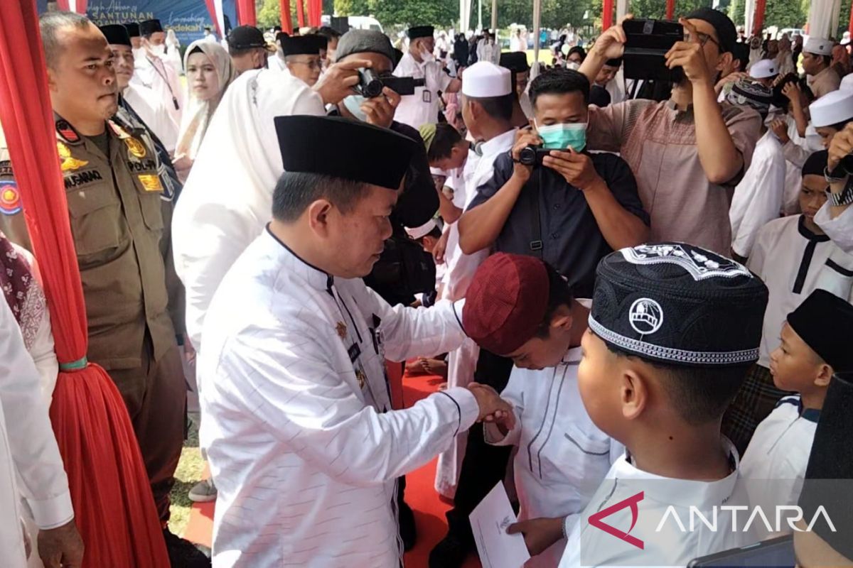 Gubernur Jambi luncurkan Program Sedekah Yatim