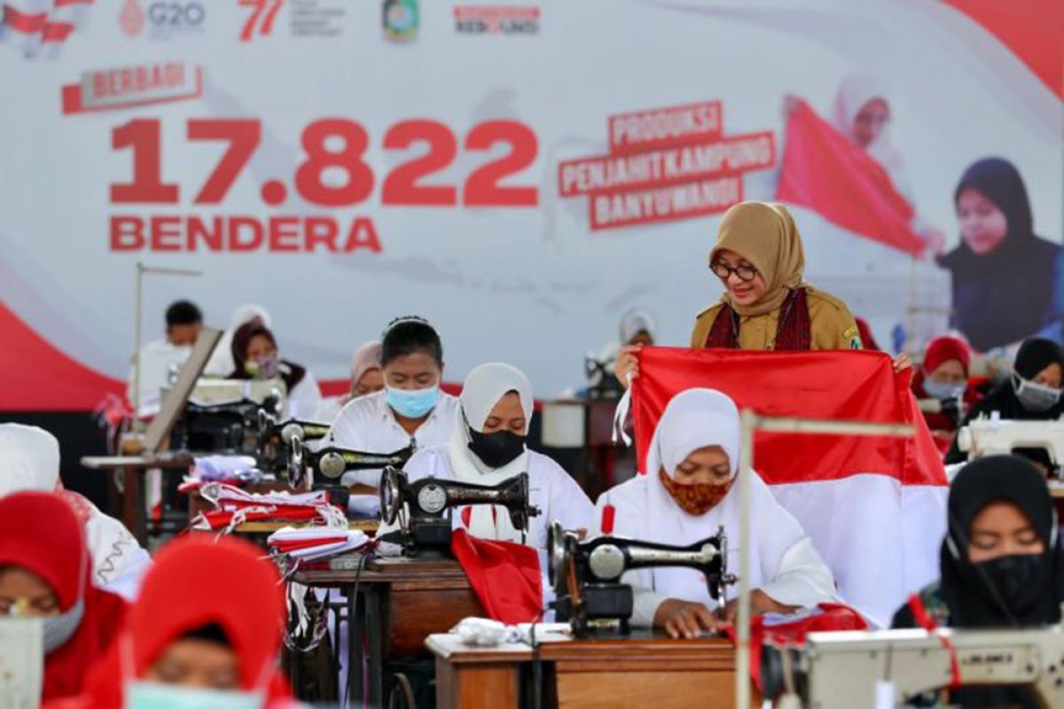 77 penjahit produksi 17.822 bendera Merah Putih
