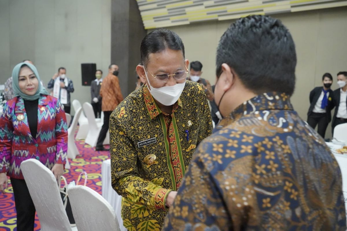 Penjabat Bupati Pringsewu hadiri seminar nasional Maspro Sumbagsel