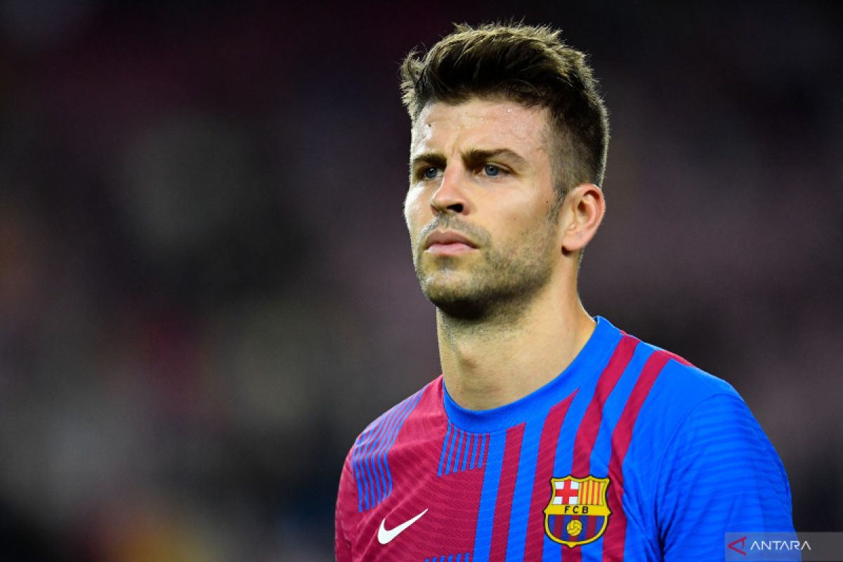 Gerard Pique siap potong gaji lagi agar Barcelona bisa daftarkan pemain baru