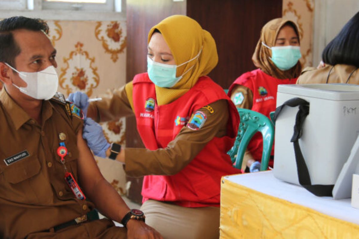 Pemkab Lampung Selatan gencarkan vaksinasi "booster" pada seluruh jajaran