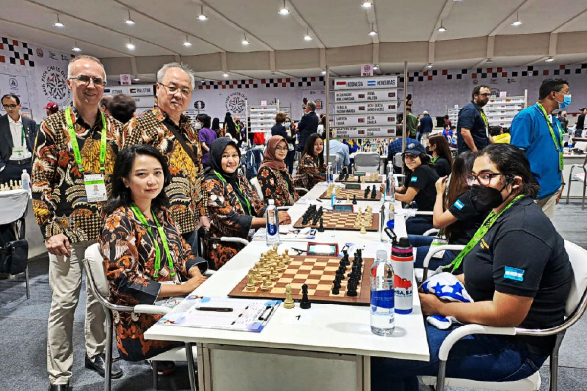 Olimpiade Catur hingga babak 10: Putri Indonesia rangking 17, Putra 44