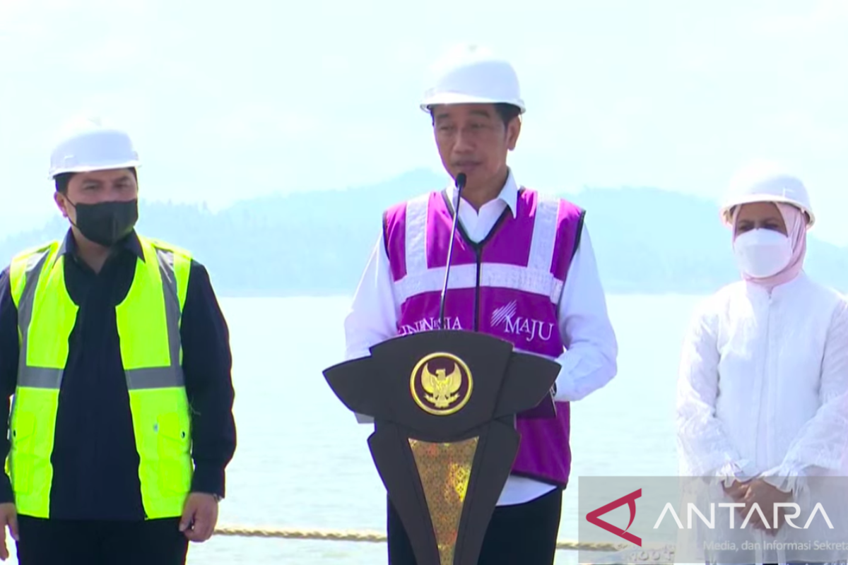 Untuk genjot daya saing, Presiden Jokowi resmikan Terminal Kijing Pelabuhan Pontianak