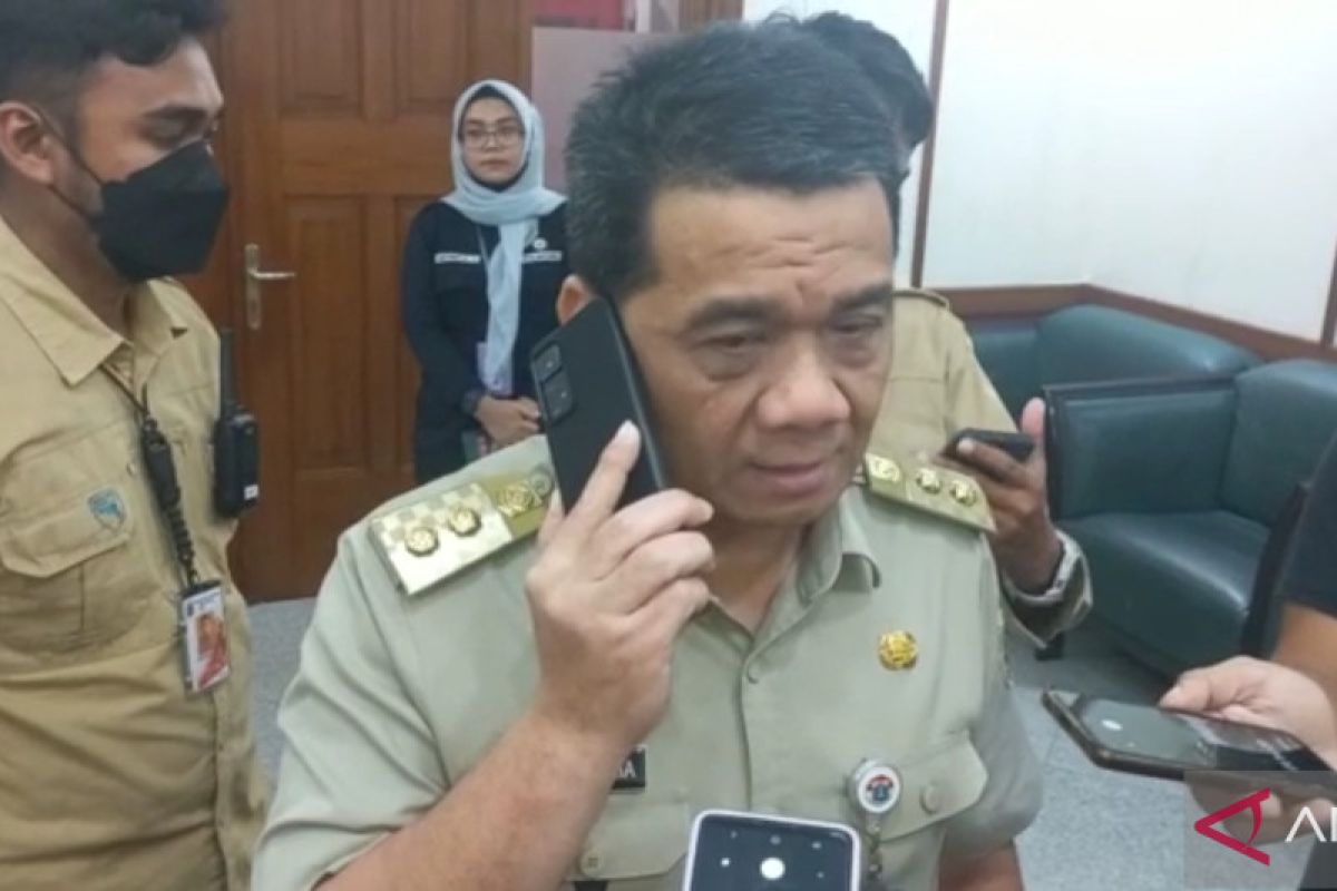 Wagub DKI telpon lurah untuk memecat PPSU yang melakukan penganiayaan