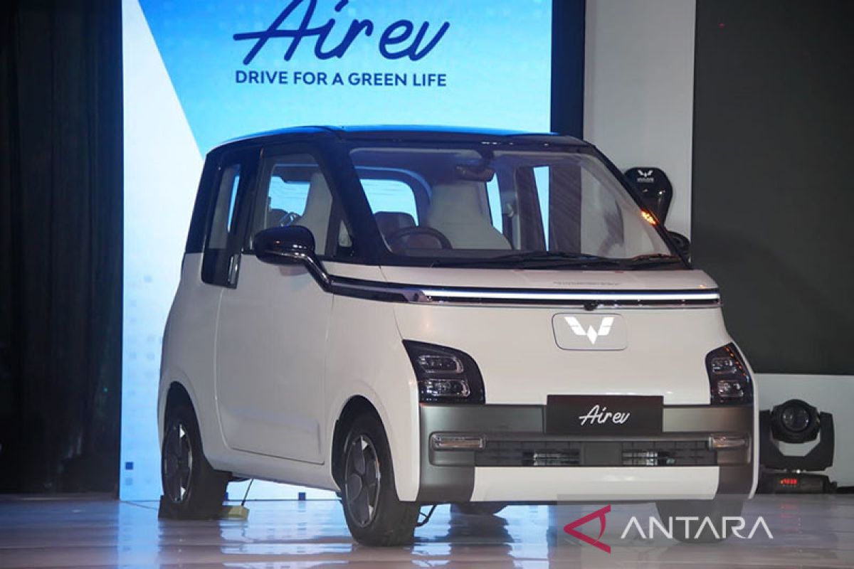 SGMW luncurkan mobil listrik Wuling Air EV di Indonesia