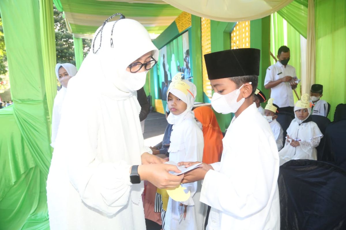 Festival Muharam Banyuwangi santuni 1.444 anak yatim