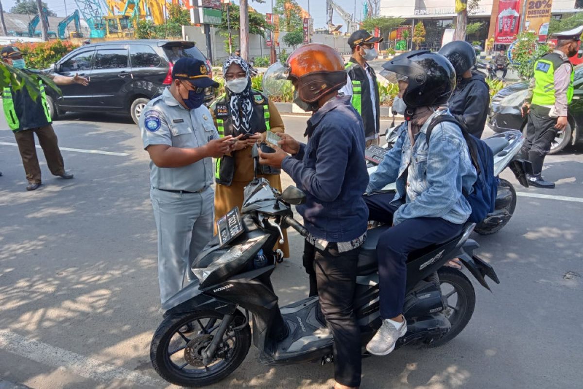 Samsat Ciledug Giat Razia Pajak Kendaraan Bermotor Guna Tingkatkan Pendapatan