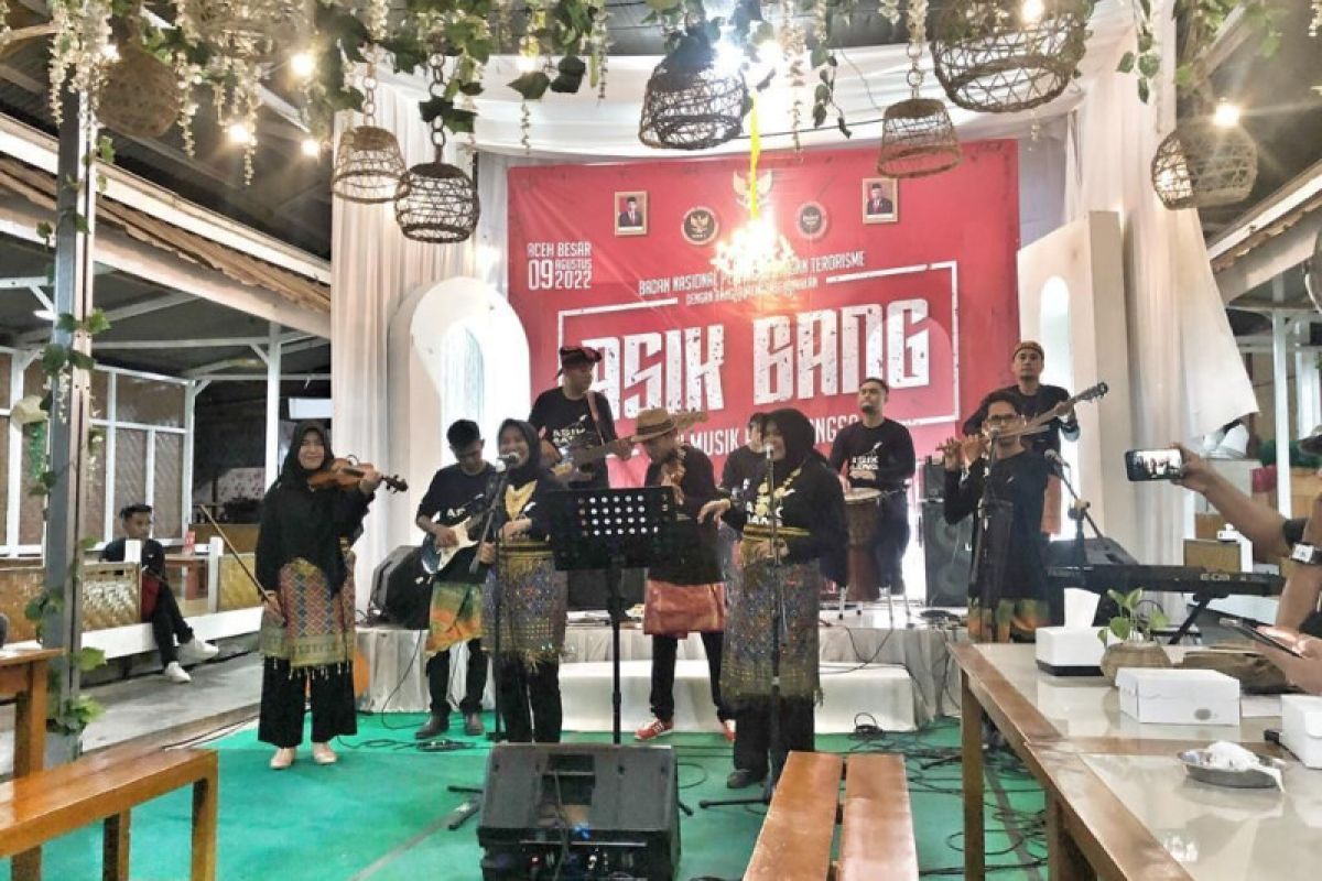 "Asik Bang" di Aceh Besar
