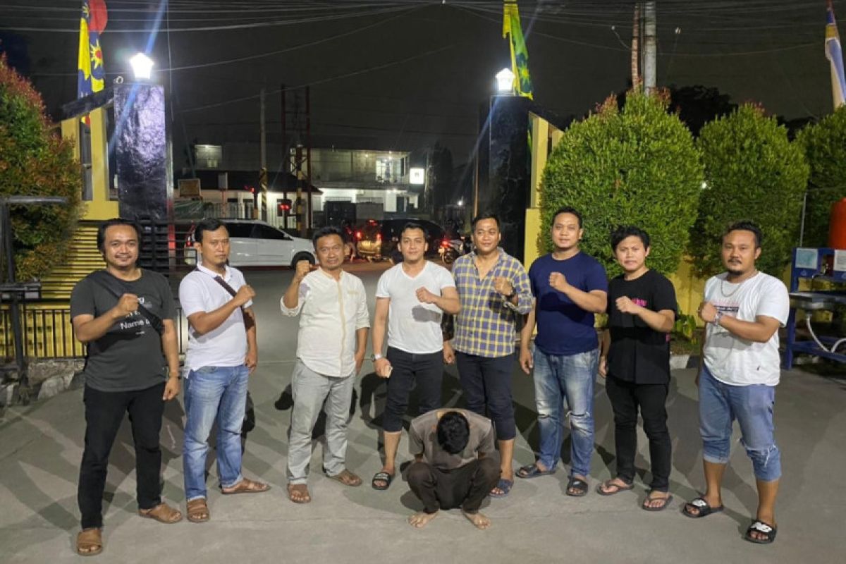 Tim Resmob Polres Serang bekuk satpam pabrik rampok Rp100 juta dari toko HP