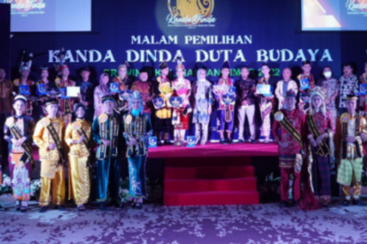 Dua Juara Duta Budaya Kaltim Bersiap Lomba Ke Tingkat Nasional - ANTARA ...