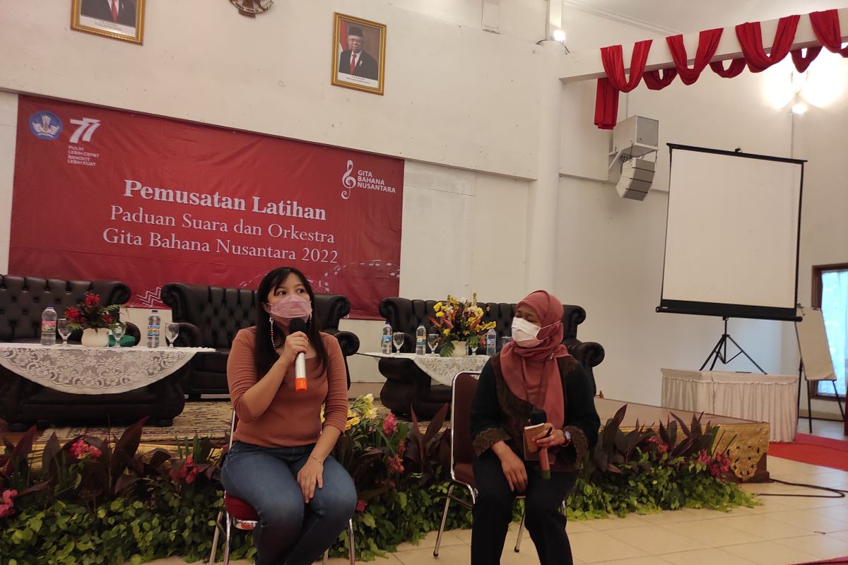 Nathania Karina menjadi konduktor GBN perempuan pertama