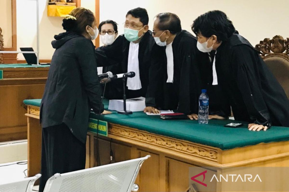Jaksa KPK tuntut eks Bupati Tabanan empat tahun penjara