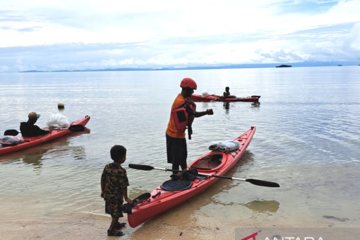 Pemerintah dukung wisata kayak kampung Sapokren Raja Ampat