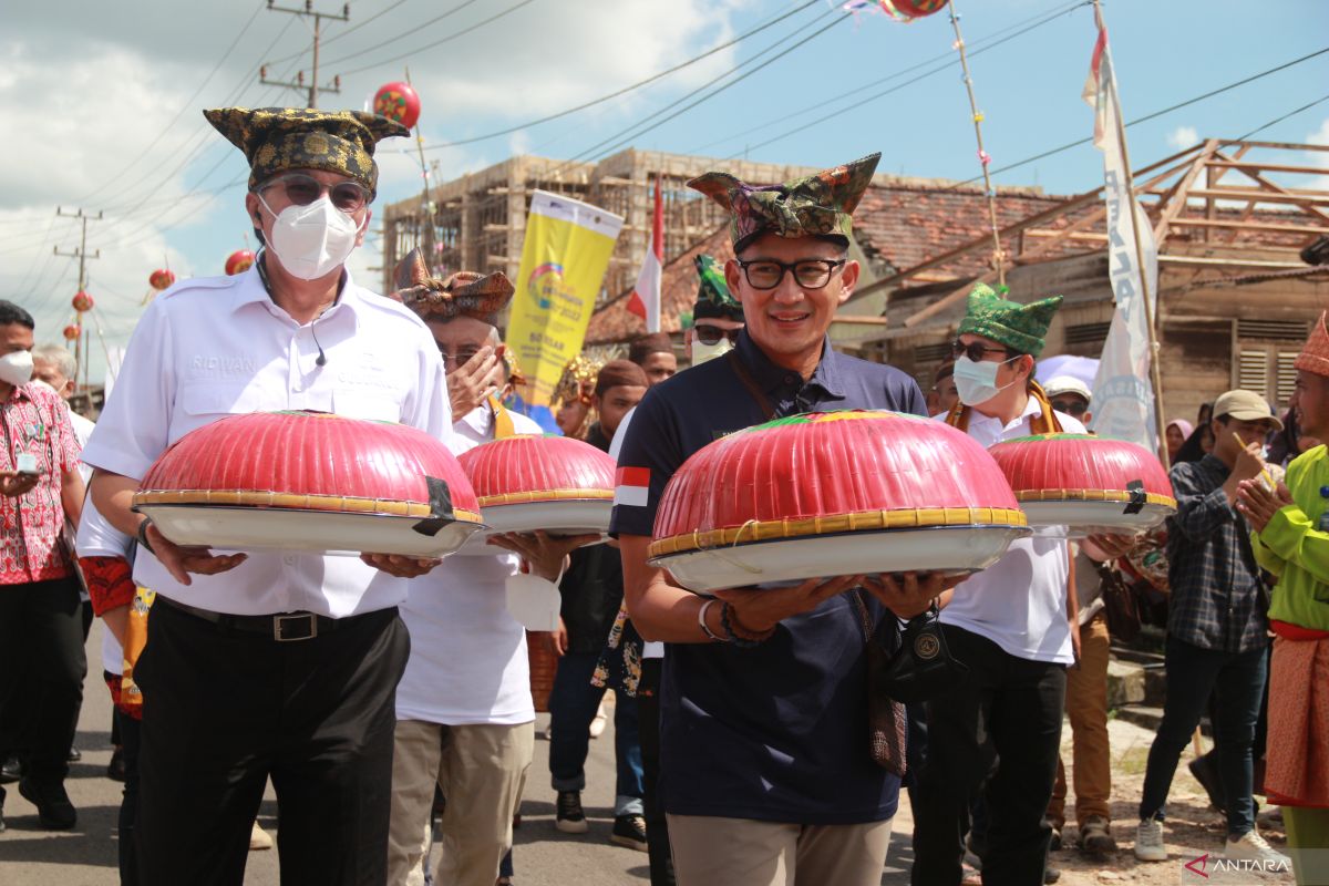 Sandiaga Uno encourages tourism village development in Babel