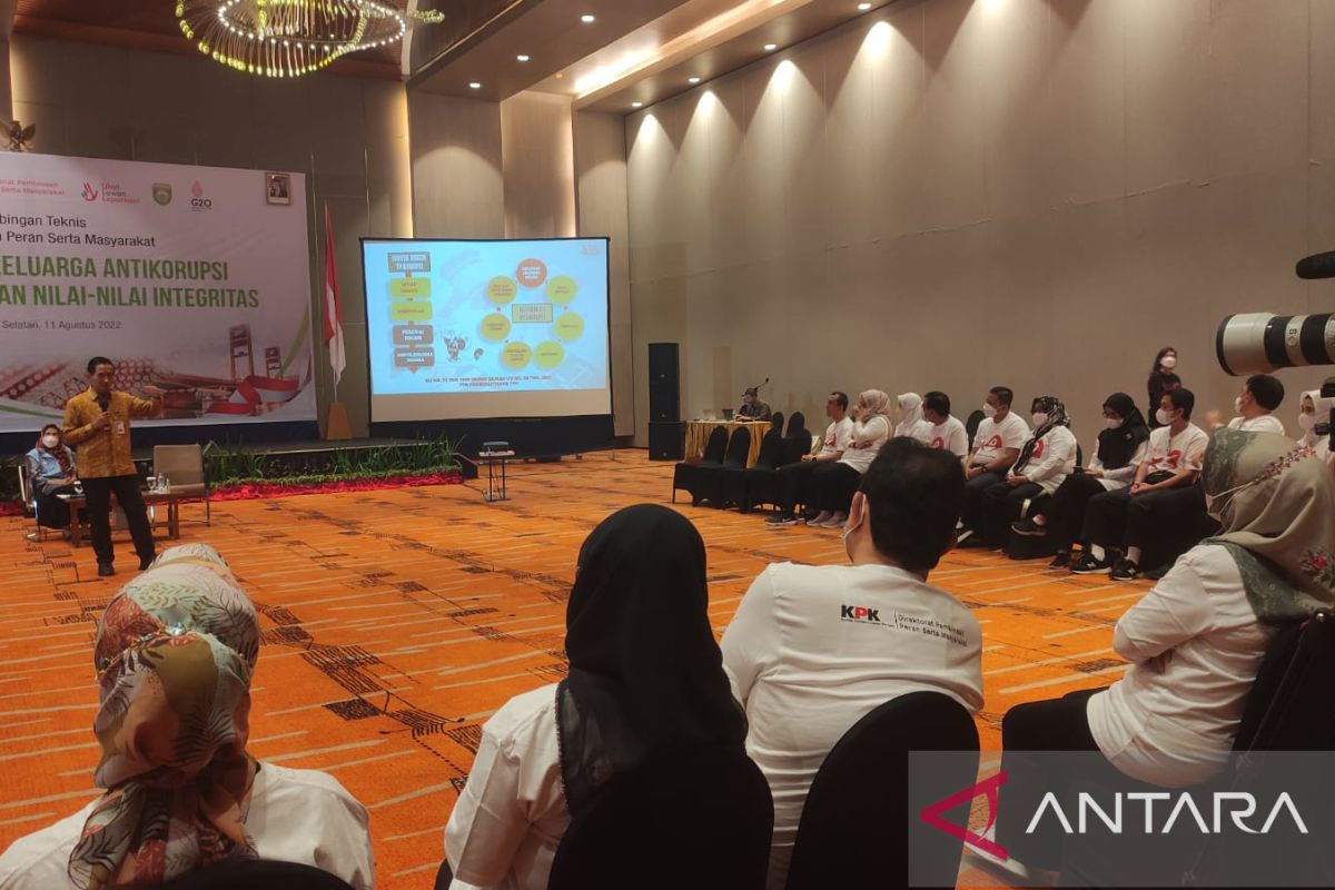 KPK berikan bimbingan teknis antikorupsi kepada para kepala dinas