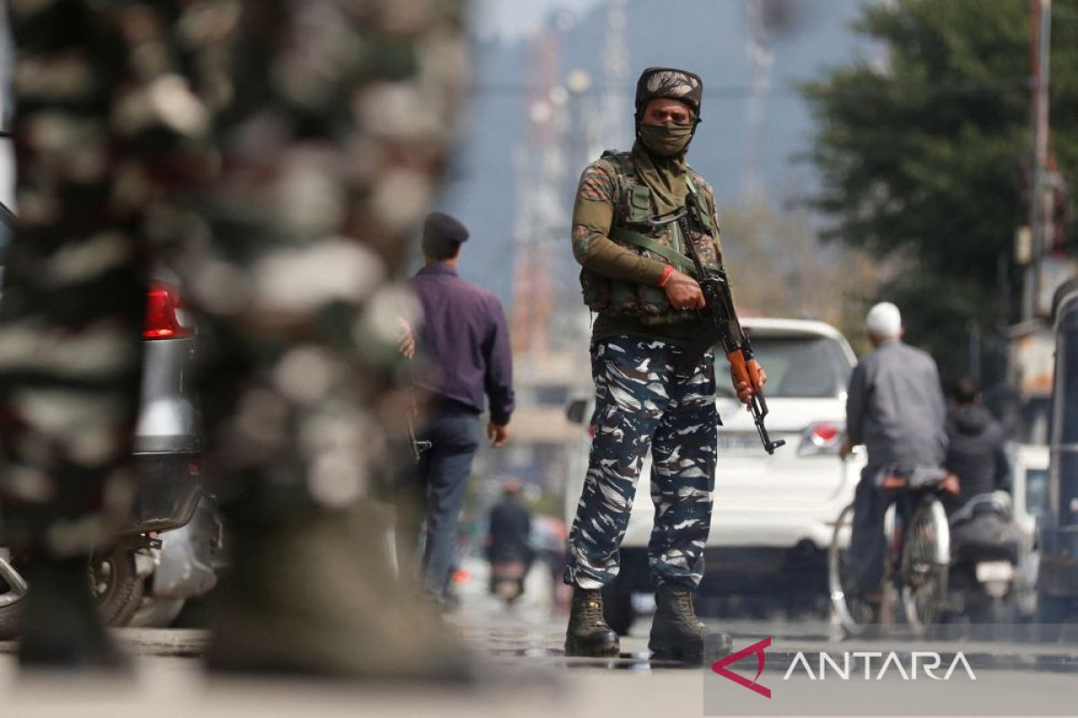 Serangan ke pos militer India di Kashmir tewaskan lima orang