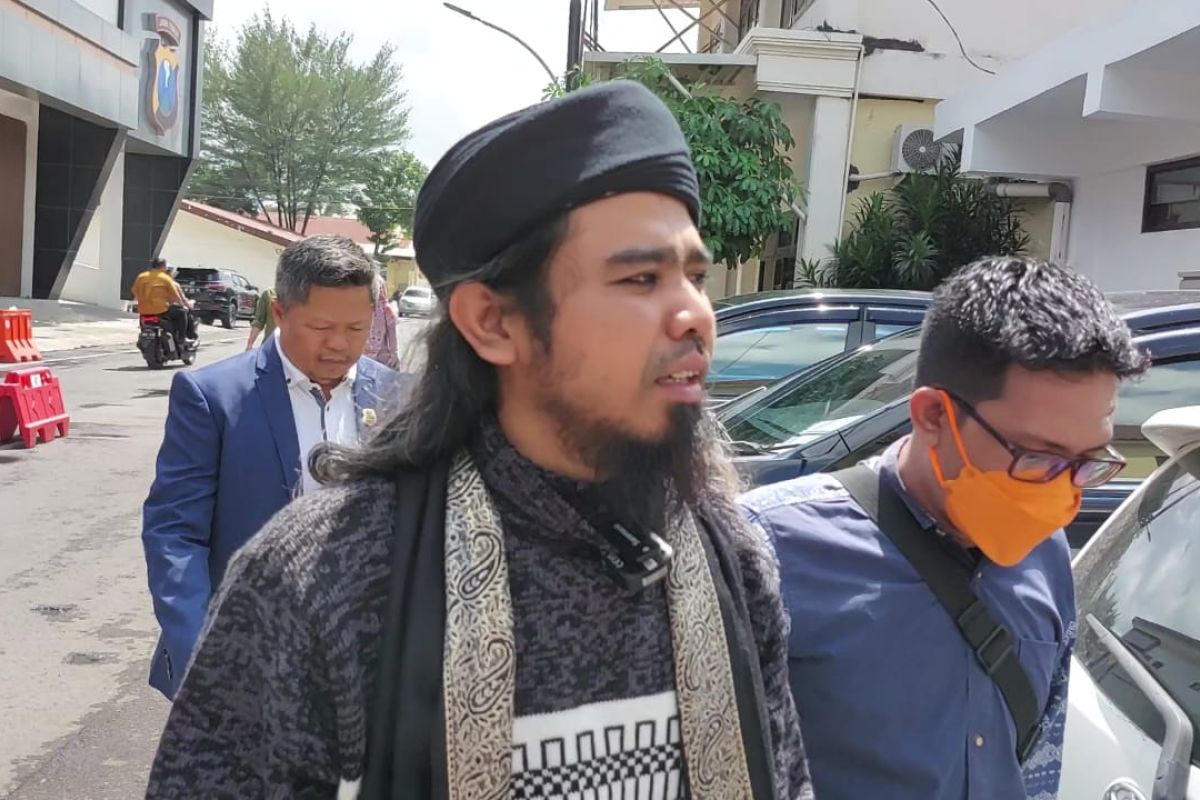 Samsudin memenuhi panggilan Polda Jatim terkait kasus Pesulap Merah