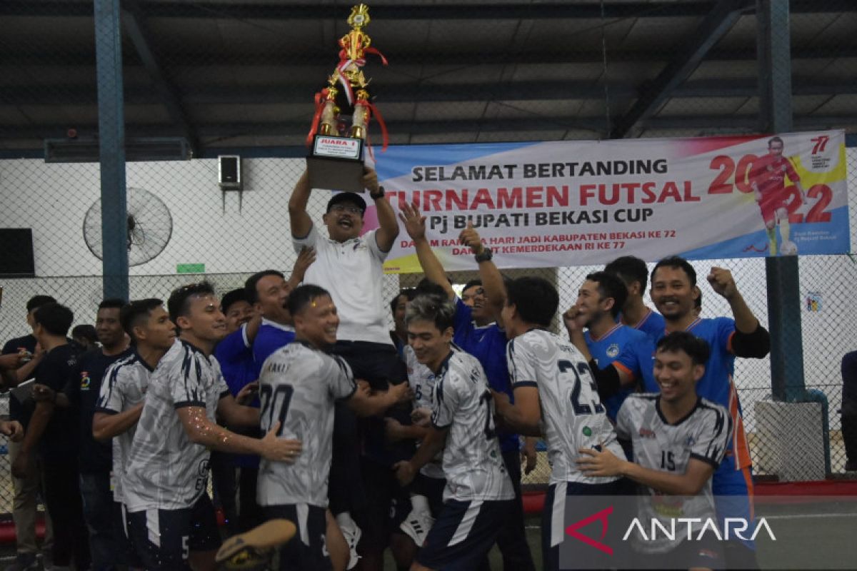 Punggawa Timnas angkat gengsi Turnamen Futsal Bupati Bekasi