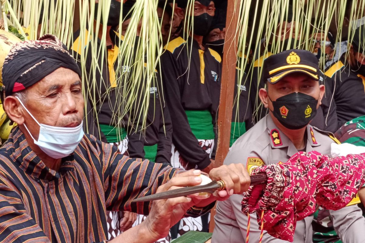 Ritual jamasan tombak pusaka Kiai Upas kembali digelar di Tulungagung