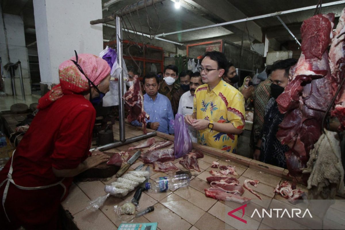 Wamendag: Stok bahan pokok di Pasar Genteng Baru Surabaya stabil