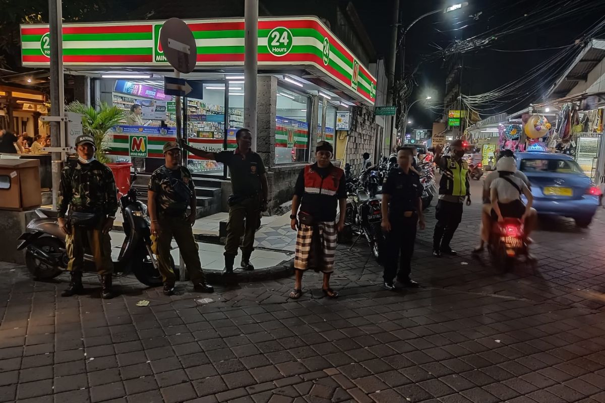 Kapolresta Denpasar ikut patroli langsung di Kuta untuk keamanan wisatawan