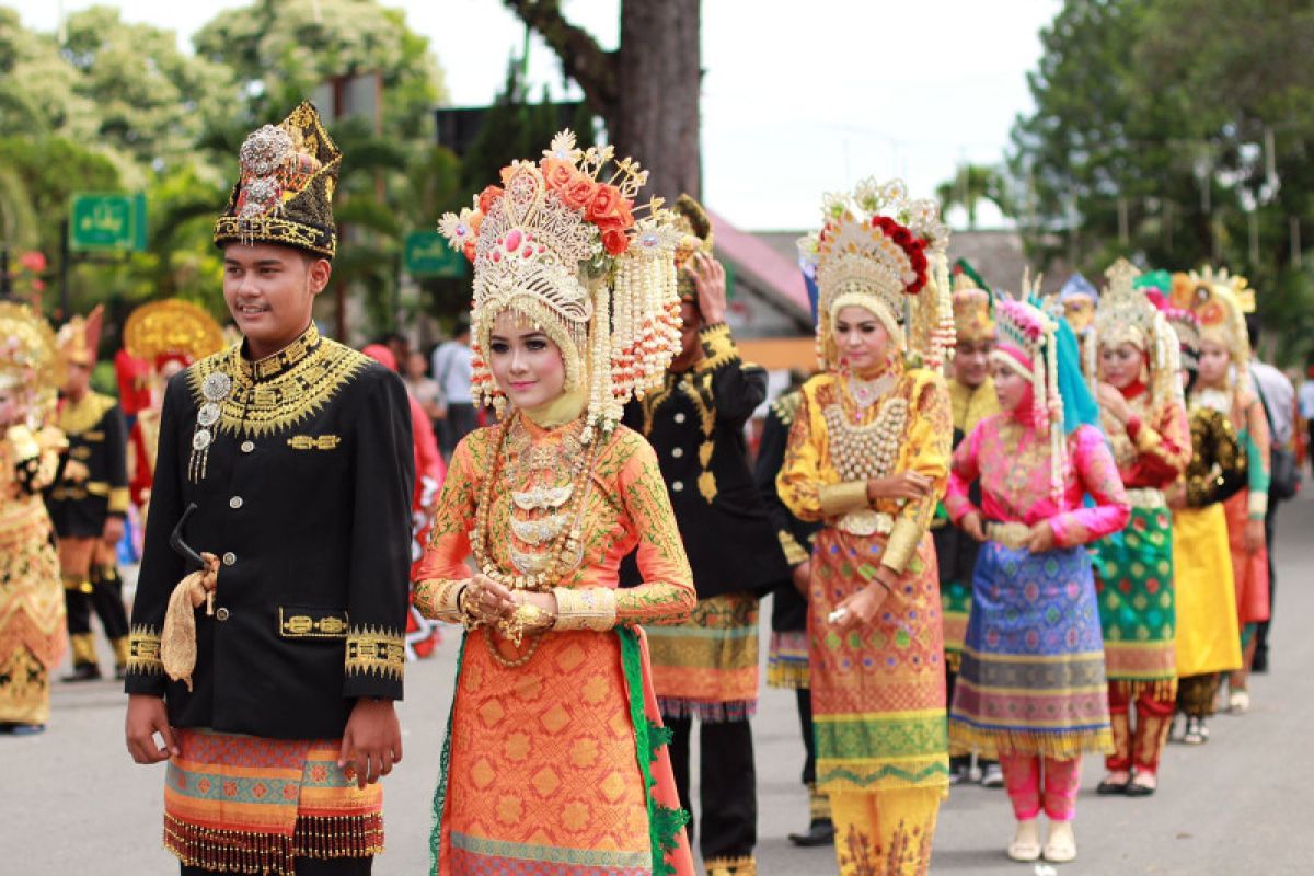 Disbudpar Aceh akan gelar Festival Busana Adat