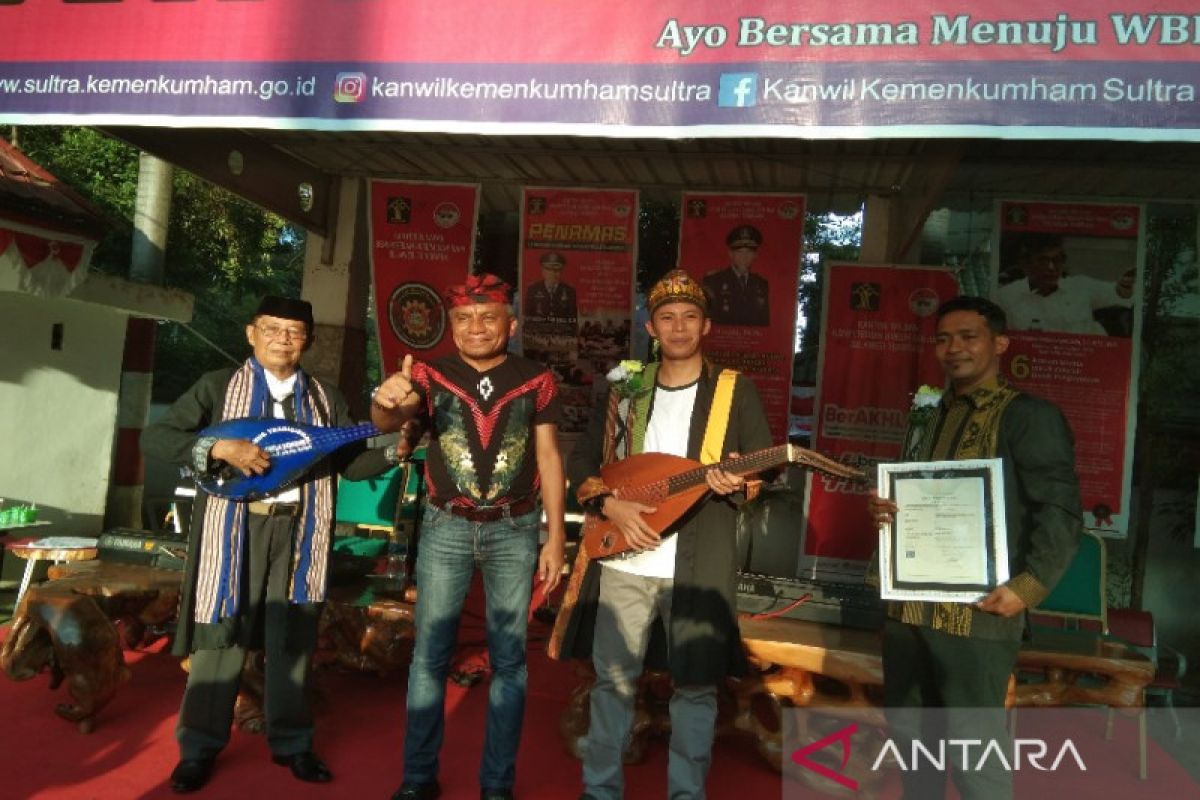 Kemenkumham memberikan dukungan pelestarian musik Gambus di Sultra