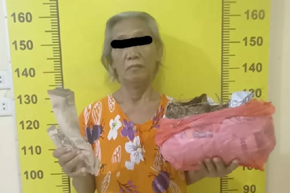 Miliki ganja, nenek 61 tahun ini ditangkap polisi