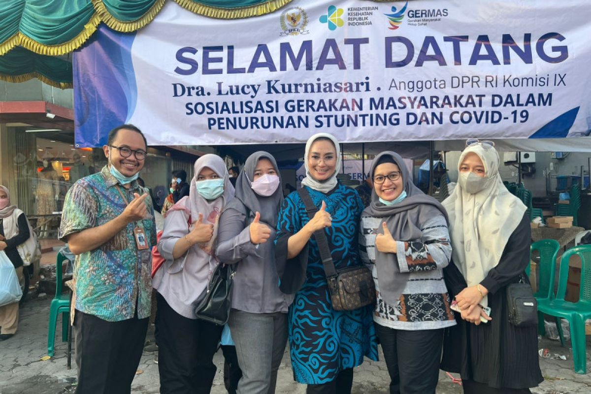 Lucy Kurniasari bersama Kemenkes gelar sosialisasi Germas di Surabaya