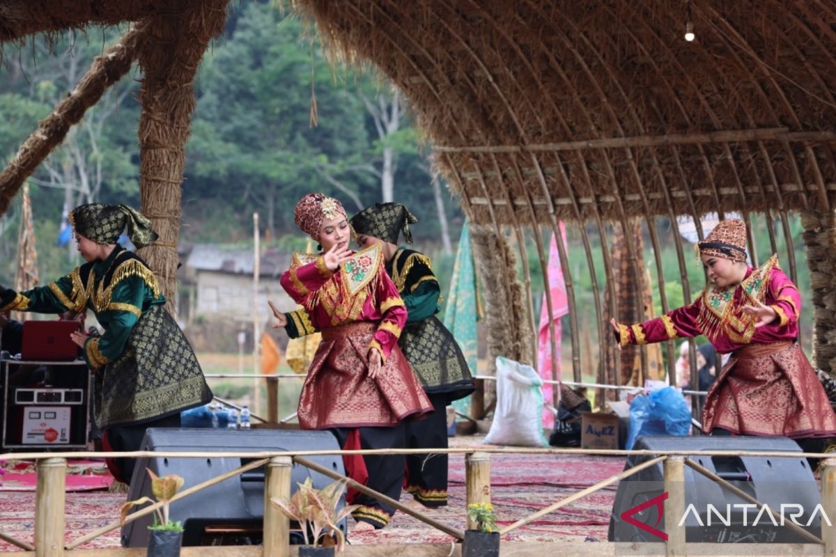 Festival Talago Kamba tampilkan tradisi dan budaya masyarakat Tabek Patah