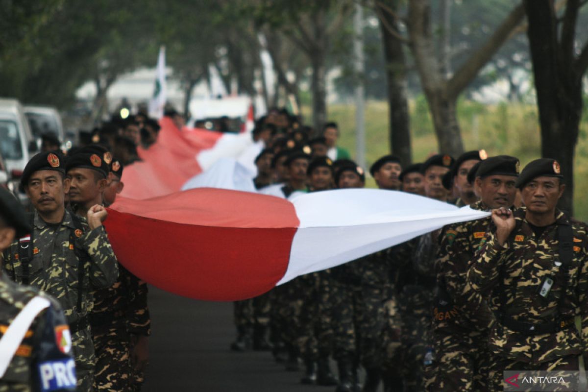 Pemkab Karawang meminta perusahaan sumbang bendera merah putih