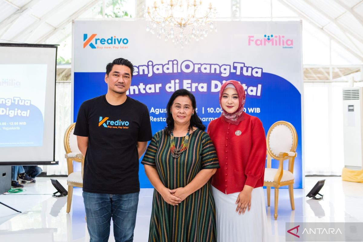 Kredivo ajak orang tua muda edukasi digital anak sejak dini