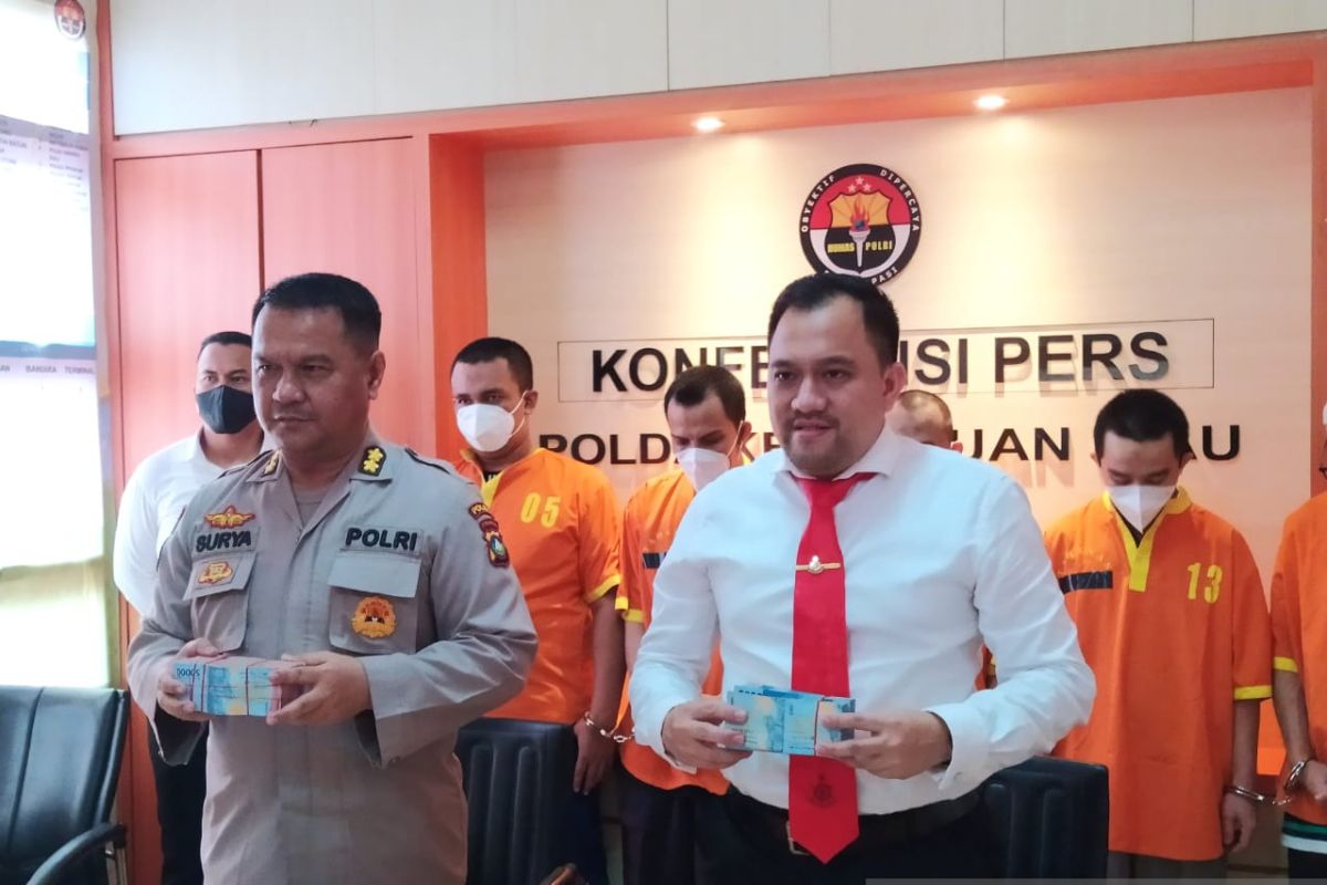 Polda serahkan berkas korupsi Dispora Kepri ke Kejati